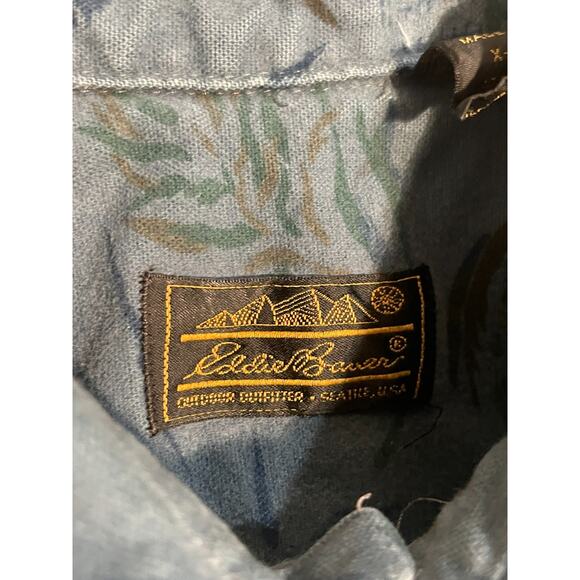 Vintage Eddie Bauer Button Up Shirt Size XL Blue Fish All Over Print - Picture 4 of 8